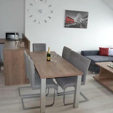 šafrán - Dorothy 44, * Donovaly