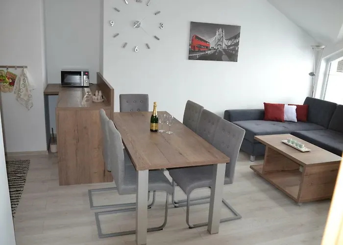 Safran - Dorothy 44, * Donovaly